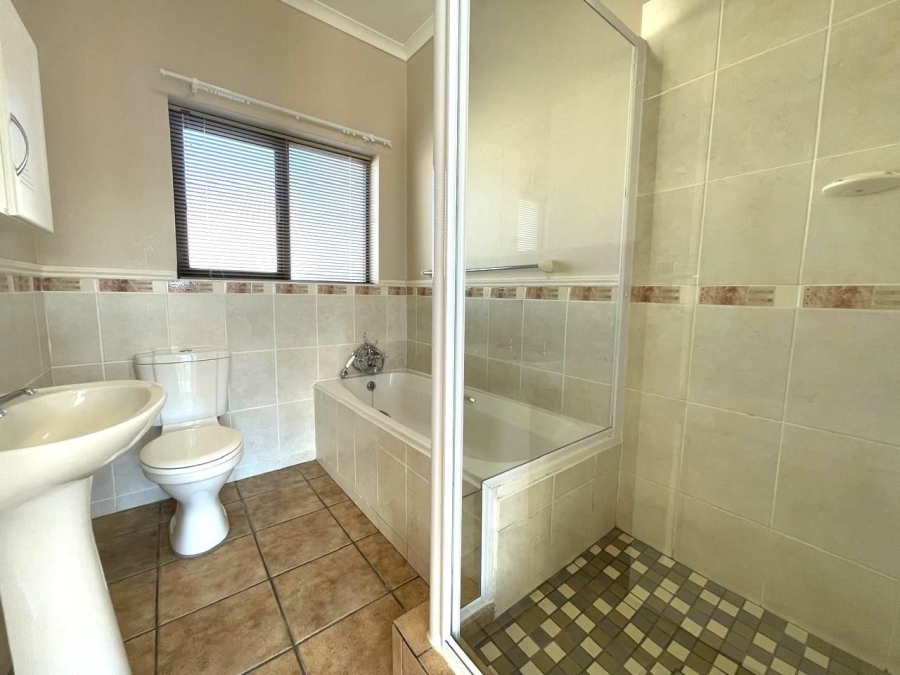 3 Bedroom Property for Sale in Island View Western Cape
